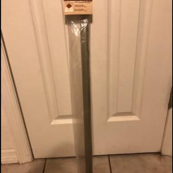 Brand New Adjustable Expanded Clothing Rod - Picture 3 of 6